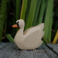 Holzwald Holzfigur Schwan