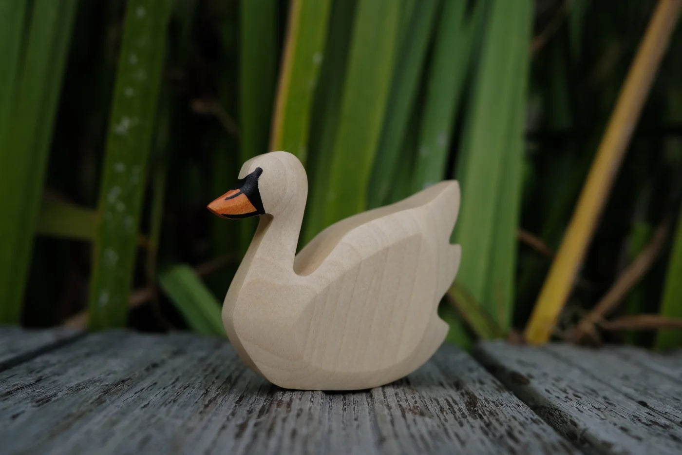 Holzwald Holzfigur Schwan