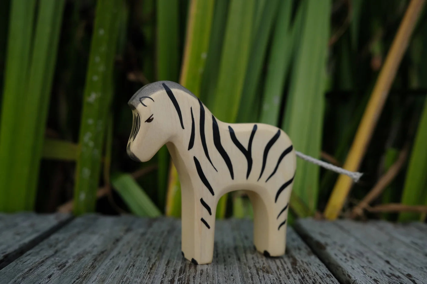 Holzwald Holzfigur Zebra klein