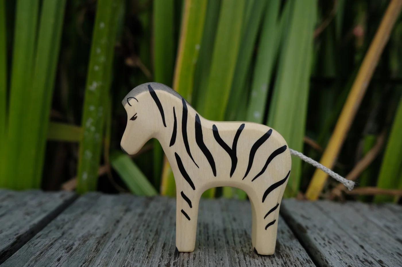 Holzwald Holzfigur Zebra klein