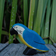 Holzwald Holzfigur Papagei blau